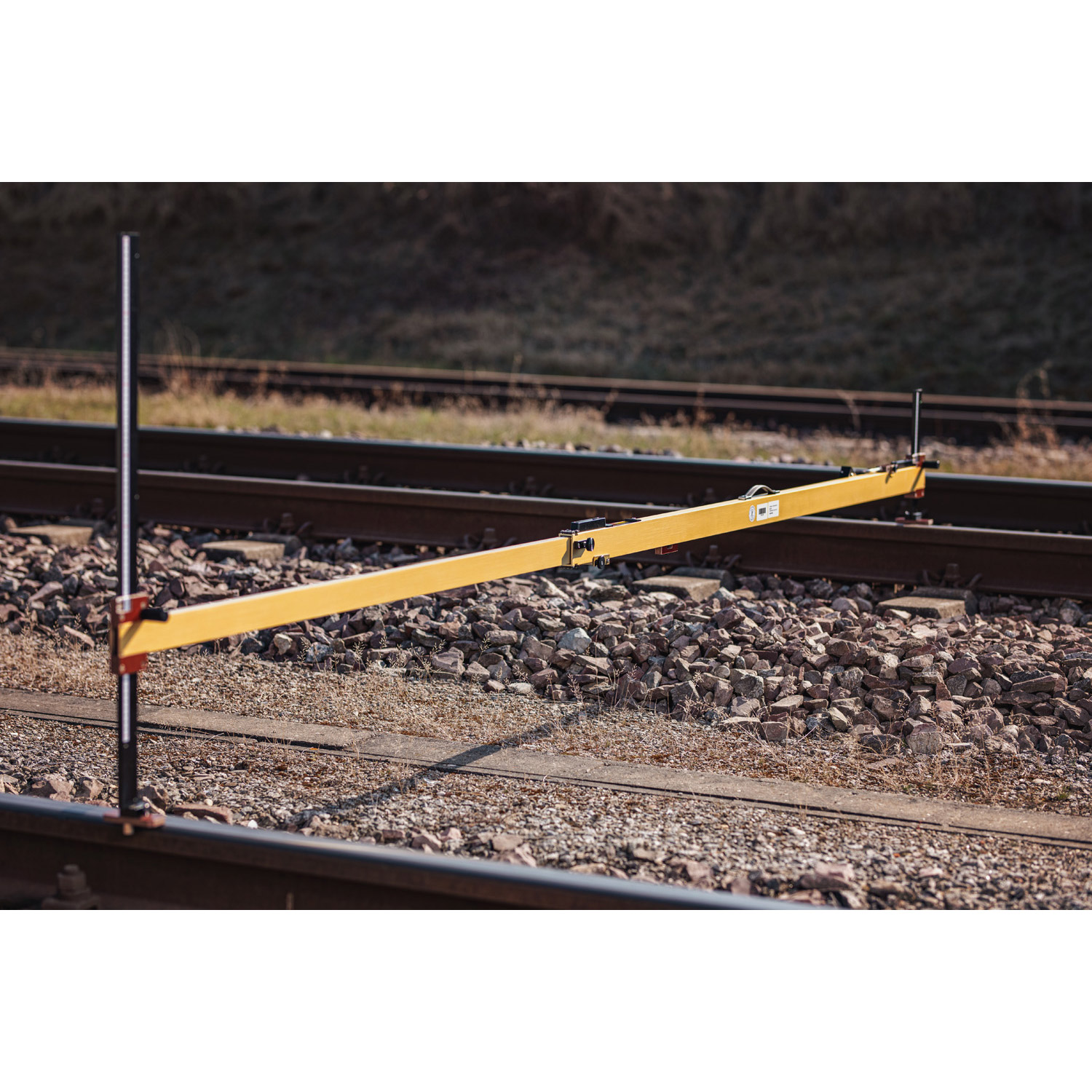 J7A1851-1-1 J7A1851-1-1